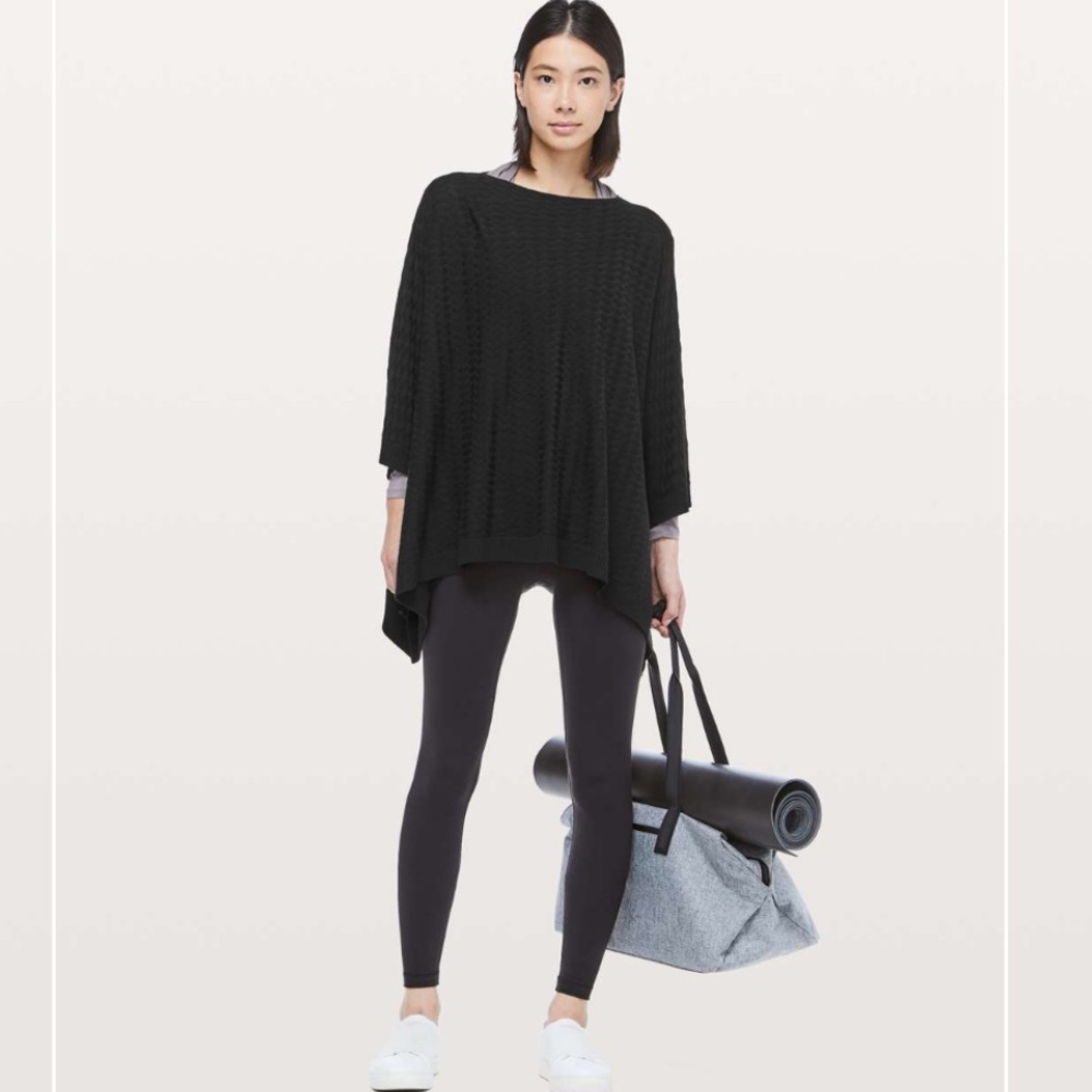 New With Tags Lululemon Divinity Poncho